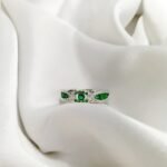 Emerald Green Texture Silver Ring - Image 2