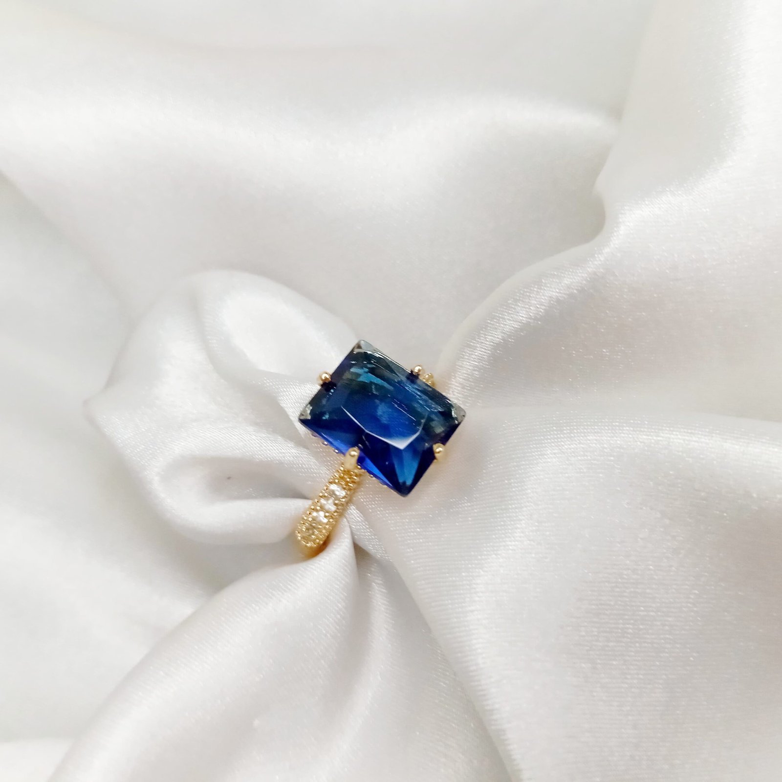 WhatsApp Image 2024-09-25 at 4.16.32 PM(2) Elegant Navy blue zircon rings with golden Touch Adjustable - Image 1