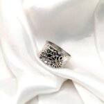 Huitan Hollow Out Aesthetic Ring for Women Antique - Image 3