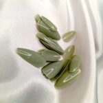 Stiletto/Almond Artificial Nails-24 pieces | Choose Color - Image 9