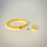 Crystal Changing Handcuff - Stainless Steel | Non-Tarnish | Water-Resistant | Interchangeable Crystal | Branded Full Cover Design - Image 3