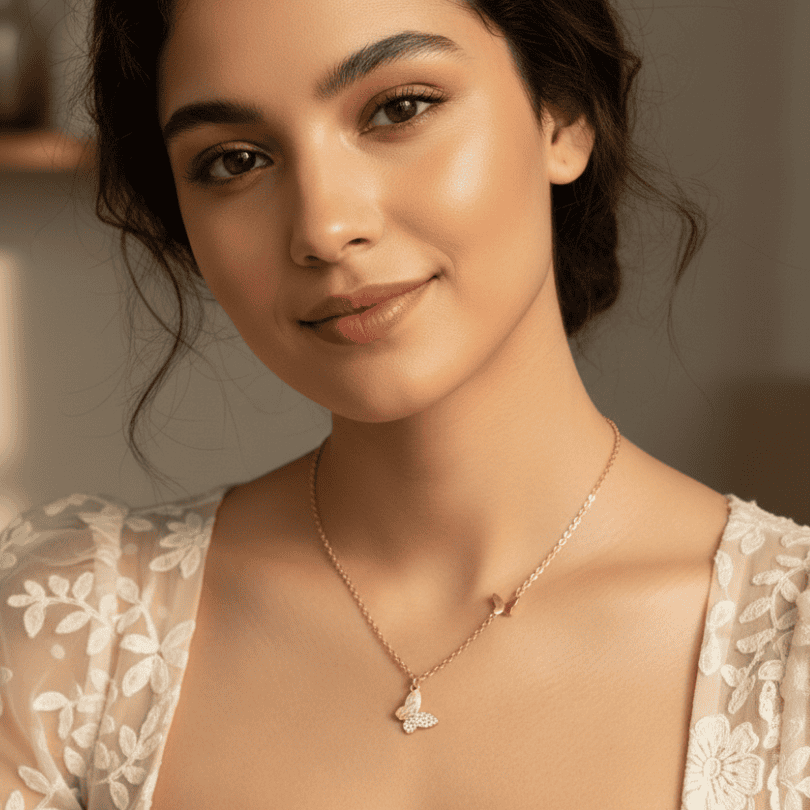 450 (69) butterfly gold plated chain - Image 1